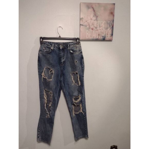 Nasty Gal Size 6 Distroyed Mom Jeans - Picture 1 of 3